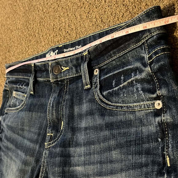 Cutoff Distressed Jean Shorts - Picture 3 of 9